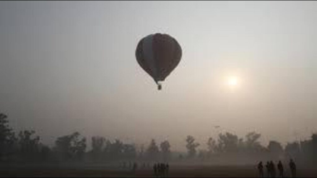 Balloon with ‘Pak airlines’ written on it found in Hamirpur