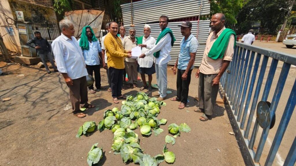 Belagavi farmers submit memo to deputy commissioner over drop in cabbage prices | Latest News India