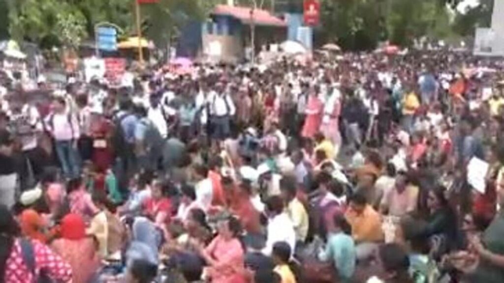 Bengal school teachers start fresh agitation, demand release of OMR list | Kolkata