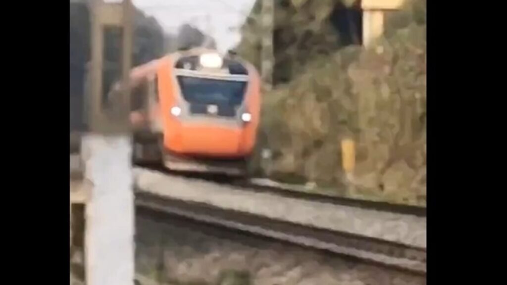 Bengaluru bus gets stuck on railway track near Kengeri, delays trains and sparks safety concerns | Bengaluru