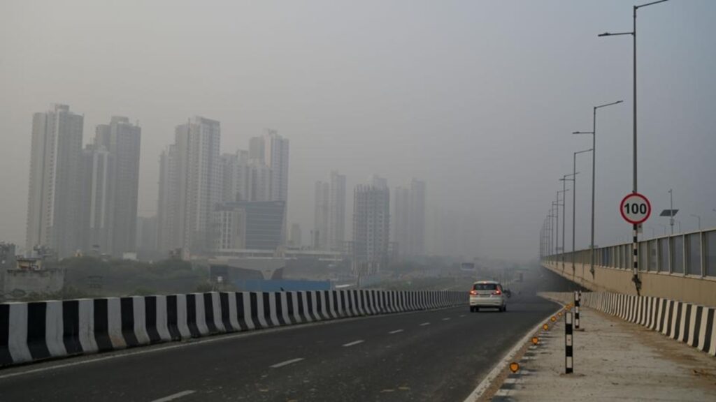 Biker says attacked by drunk men on Dwarka expressway in Gurugram | Latest News India