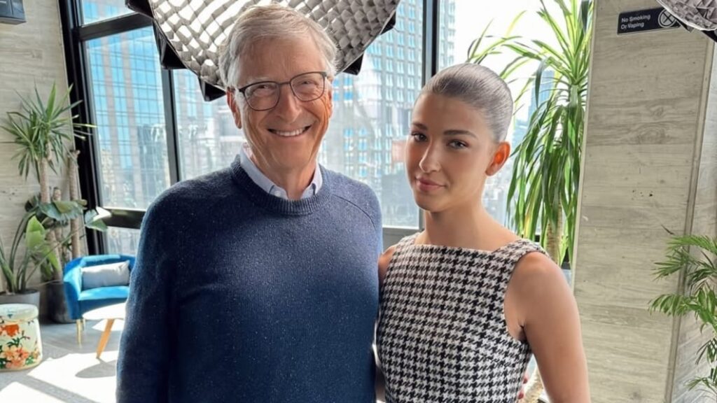 Bill Gates’ daughter Phoebe says he didn’t want her to drop out of college to start her business like him