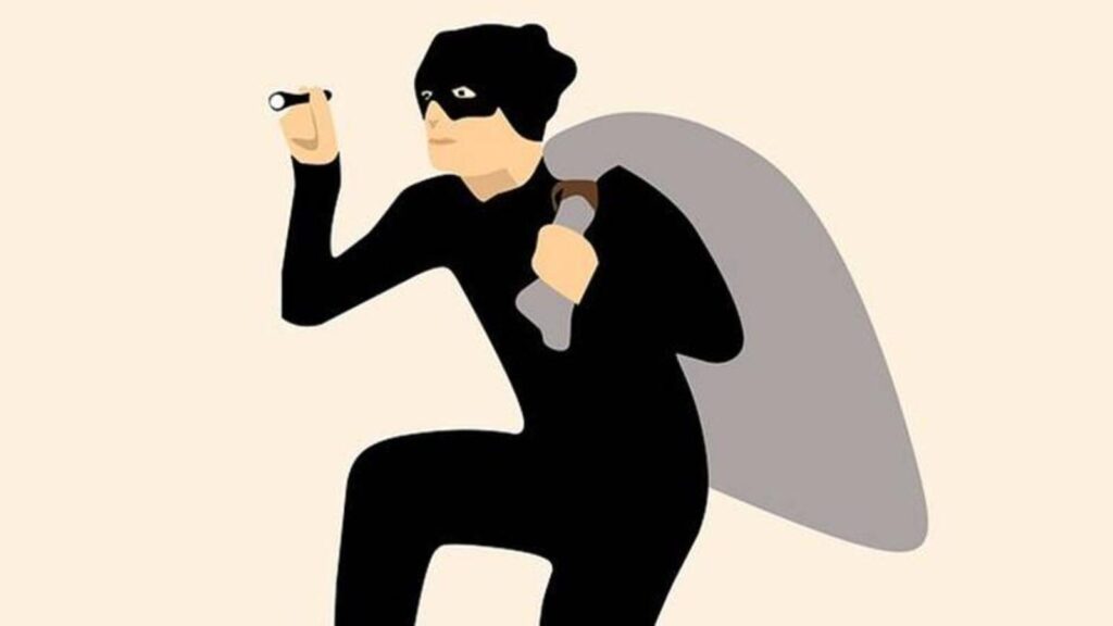 Box with jewellery worth ₹17 lakh stolen from Chennai-Mumbai flight | Mumbai news