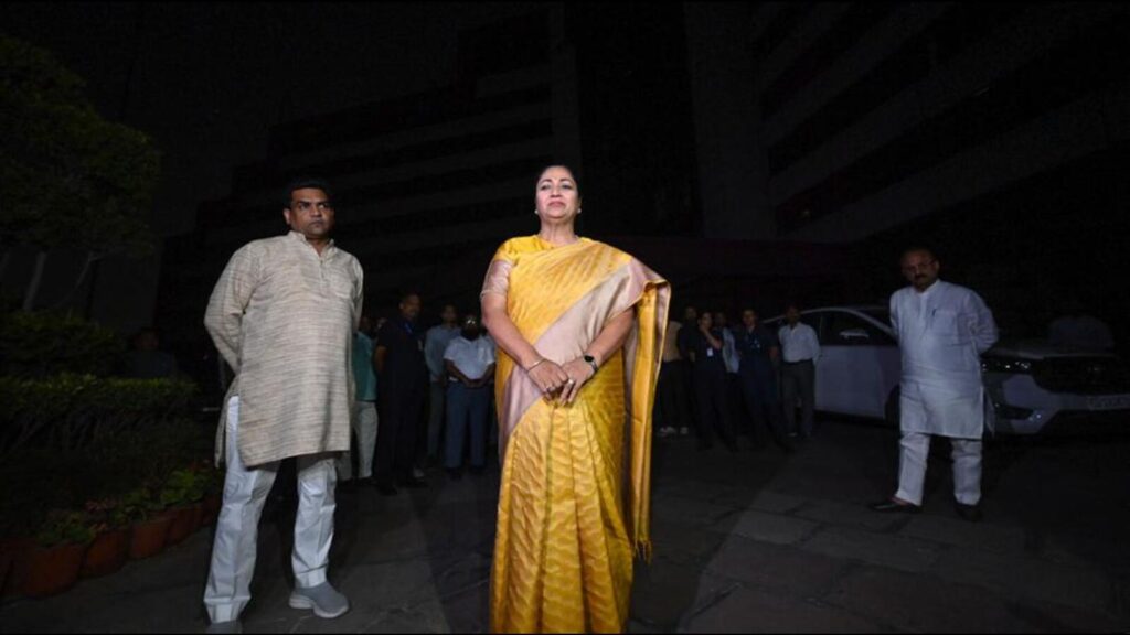 CM announces launch of Vaya Vandana Yojana in Delhi | Latest News Delhi