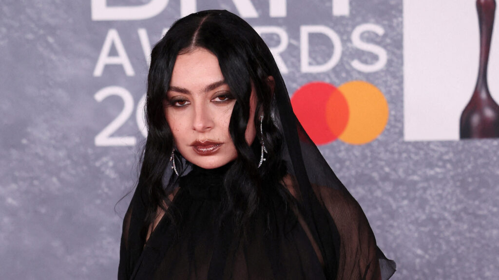 Charli XCX’s ‘headliner’ sash stunt at Coachella backfires as netizens say, ‘She’s not bigger than Green Day’