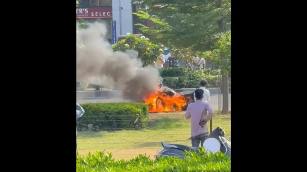 Close shave for rider as bike catches fire in Mohali