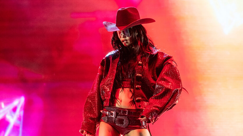 Coachella 2025: From Jennie to Julia Fox; best and worst dressed celebrities at the music festival | See pics