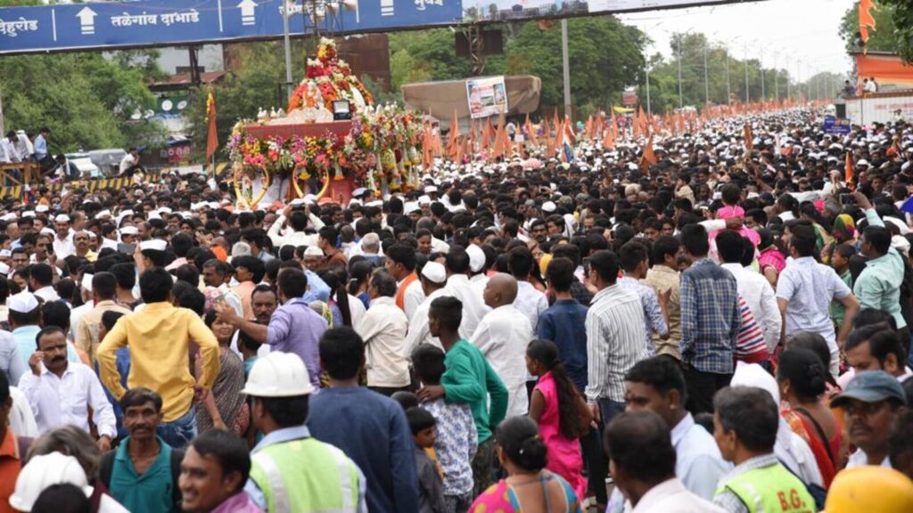 Collector reviews arrangements for palkhi processions