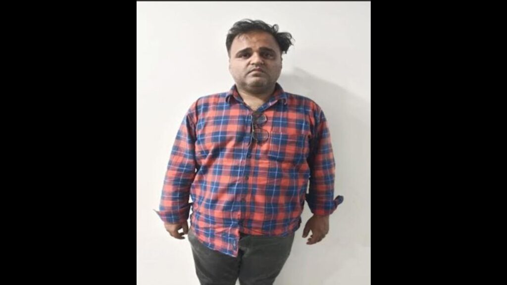 Contractor from MP who supplied labourers to Gujarat fireworks unit arrested: Police