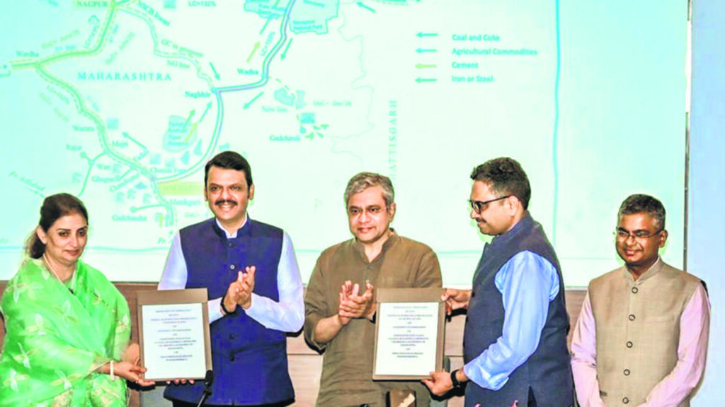 Creative economy hub to come up in Malad: CM Fadnavis | Mumbai news