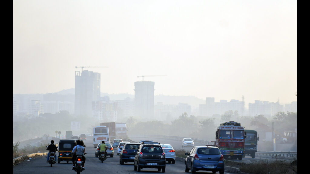 Despite rainy weather, many areas of Pune city record higher pollution levels