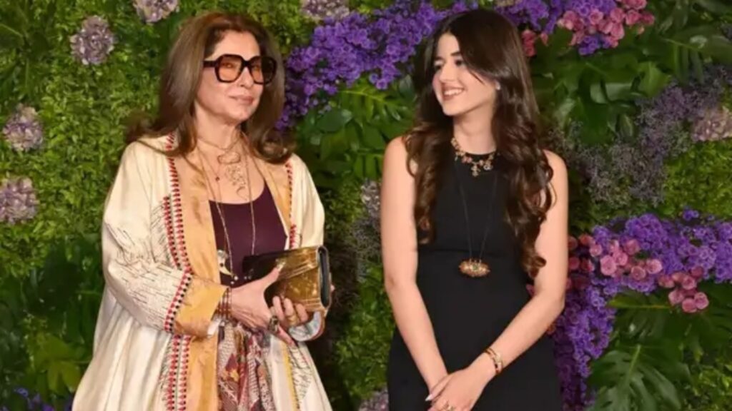 Dimple Kapadia, 67, gives young stars a run for their money in elegant silk outfit at Maddock event | Fashion Trends