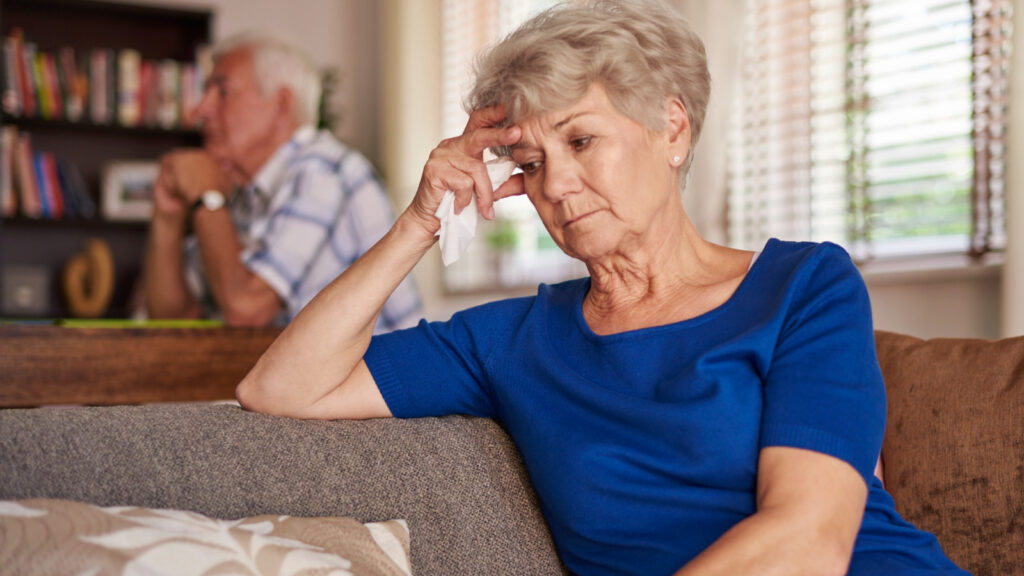 Doctors say this simple trick using 5 senses helps dementia patients reconnect with the world | Health