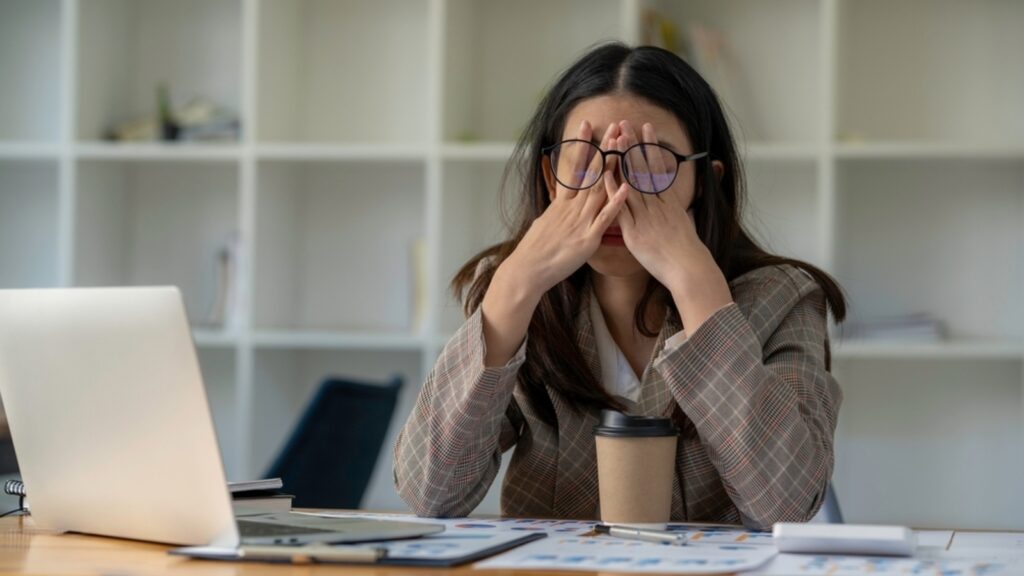 Emotional burnout vs stress: Doctor explains how to tell the difference | Health