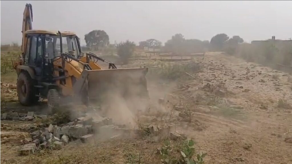 Encroachments on ₹25 cr govt land razed