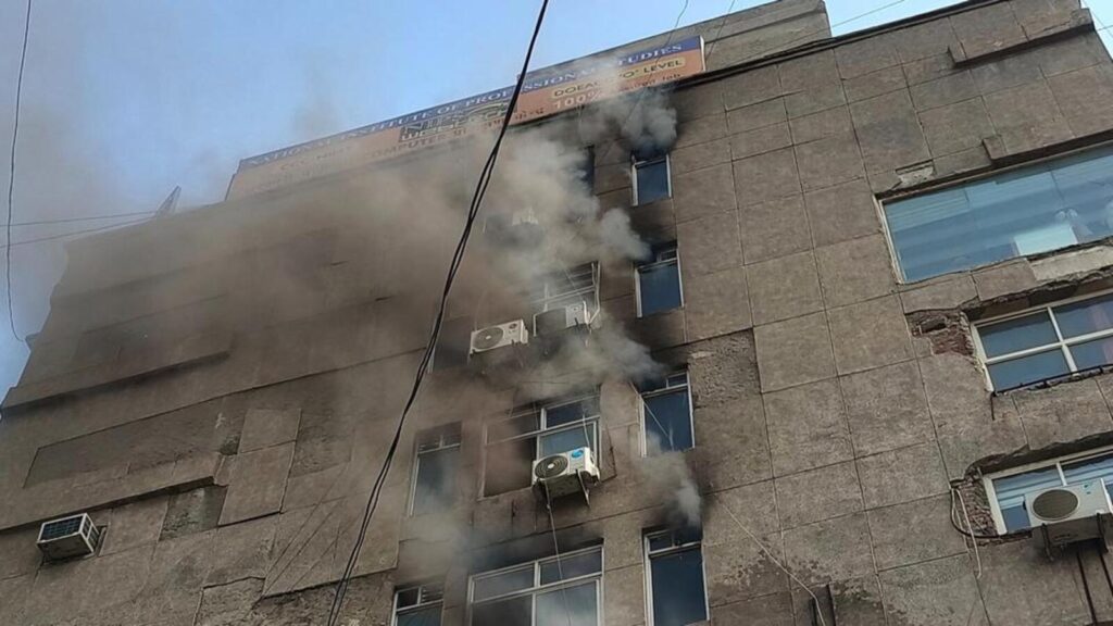 Fire breaks out at commercial building in Ghaziabad, 60 evacuated