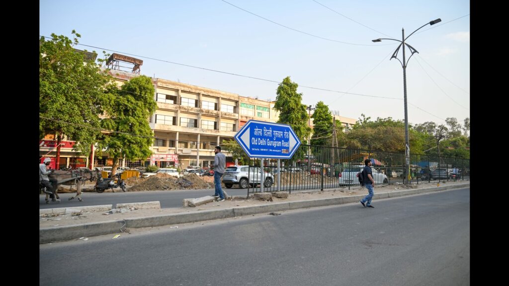GMDA starts building foot over bridges at Sheetla Mata Road, 2 more in pipeline