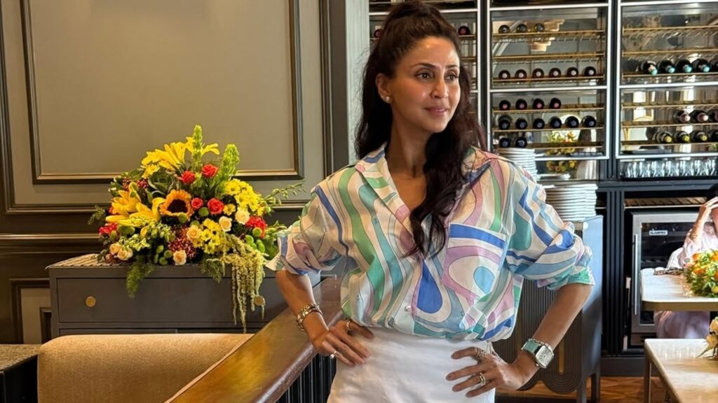 Gautami Kapoor reveals diet and fitness secrets for toned body at 50: No milk, curd to only warm water and black coffee | Health