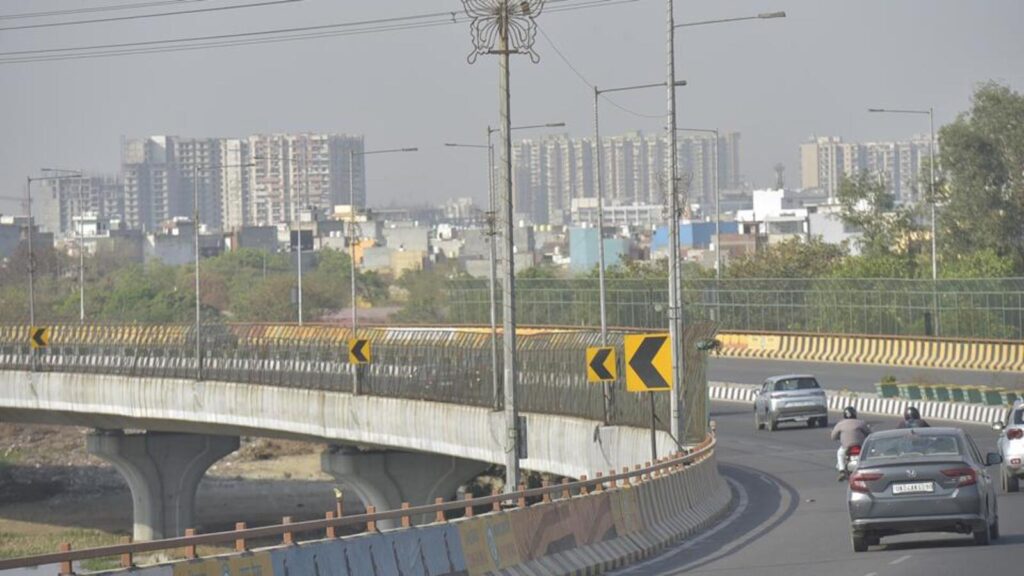 Ghaziabad: UP Housing board officials seek Hindon elevated road access