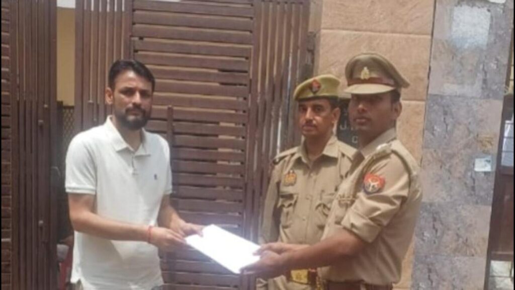 Ghaziabad police begins FIR delivery at doorstep