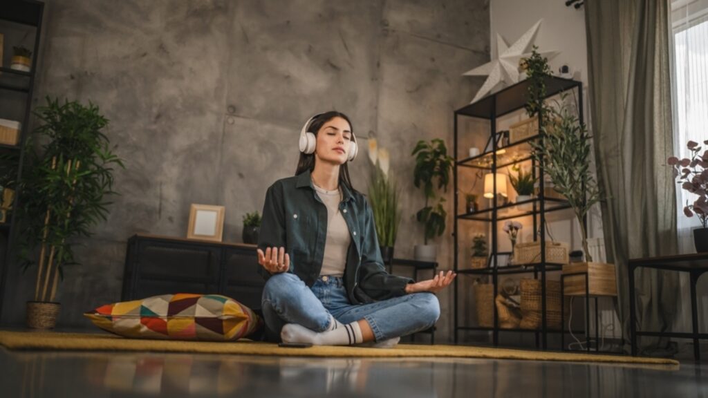 Guided vs unguided meditation: How to know which one is right for you? | Health