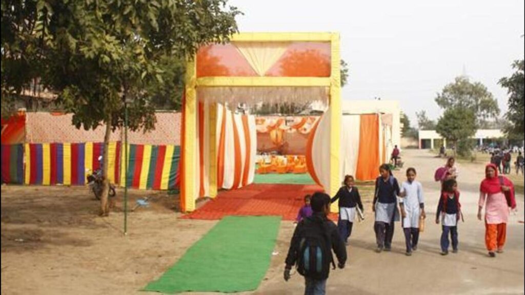 Gurugram teachers want online diary rolled back, warn of protest