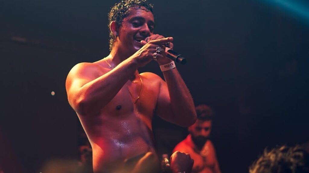 Hanumankind shows up at Coachella with chenda melam; fans go wild as he performs Run It Up, Big Dawgs. Watch