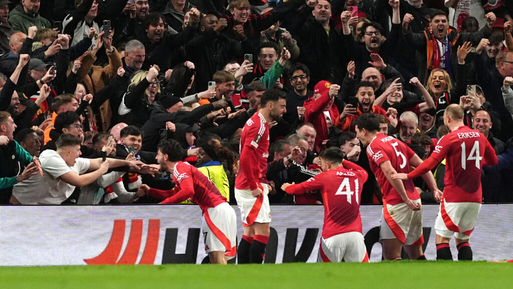 Harry Maguire seals jaw-dropping dramatic win as Manchester United progress to Europa League semis | Football News