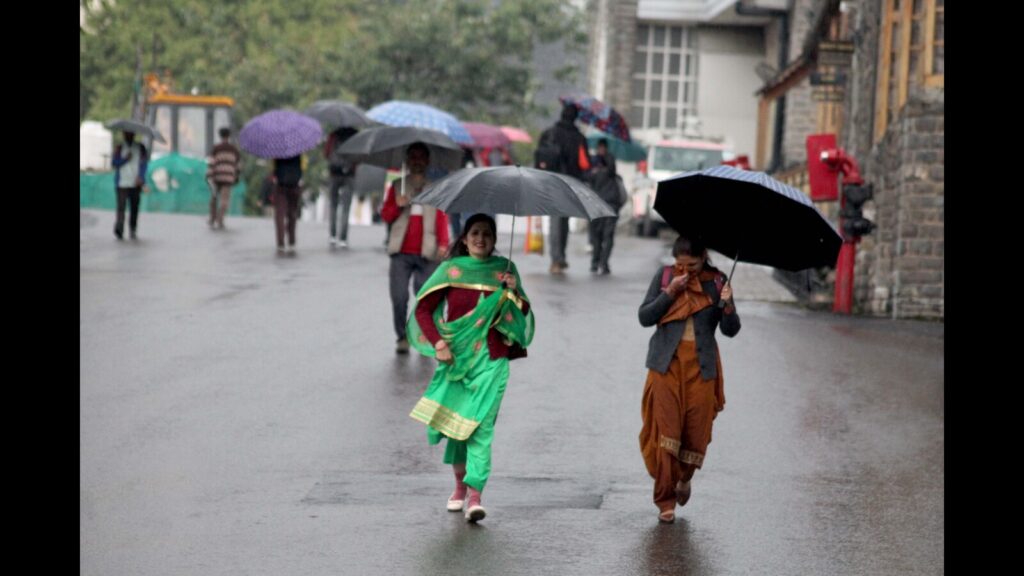 Heavy rain alert issued in parts of Himachal