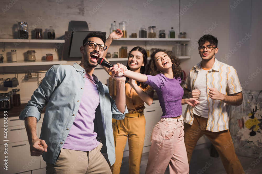 Here’s how to host the perfect get-together on April 3, the World Party Day!