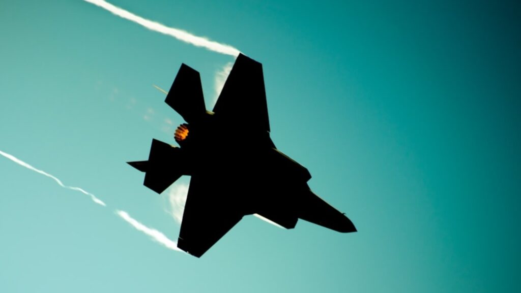 How much does an F-18 cost? US fighter jet lost in Red Sea after falling off USS Harry S. Truman
