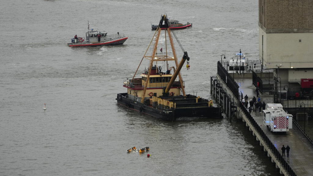 Hudson River helicopter crash in photos: Child’s shoe, Agustin Escobar’s wallet tell tragic tale