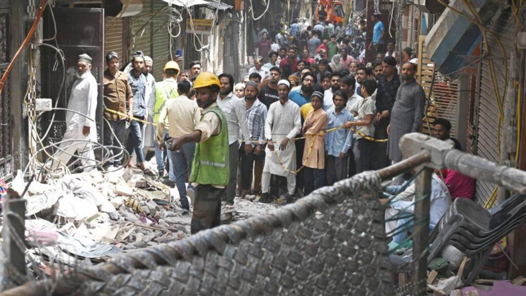 Illegal buildings in Delhi taking cover behind special provision law: Experts | Latest News Delhi