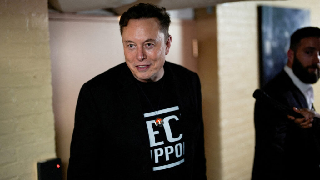 ‘I’m so alone’: AI Elon Musk’s voice surprises pedestrians at California crosswalks | Trending