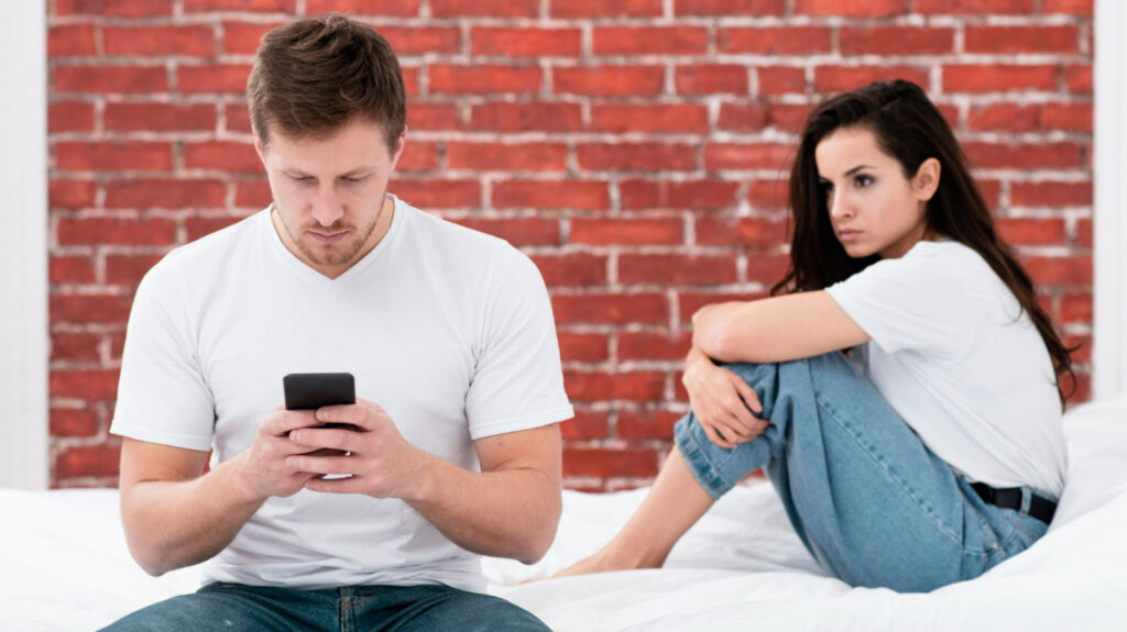Invisible infidelity? How micro-cheating damages relationships without you noticing
