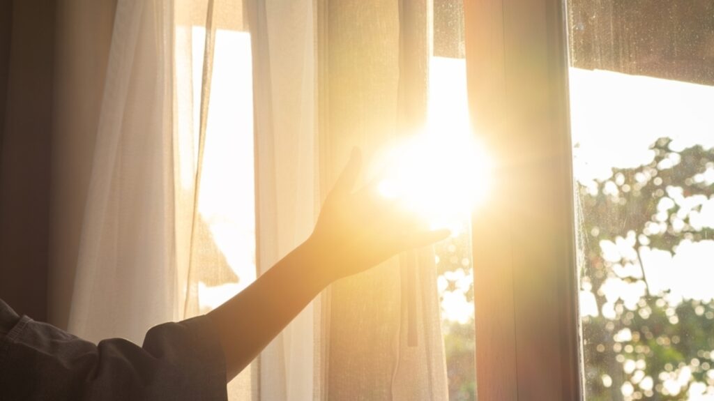 Is your mother waking you up early by drawing your curtains open before your alarm? Study reveals why she may be right | Health
