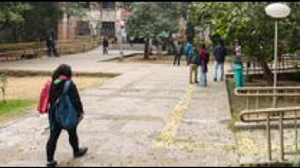 JNU terminates services of four staff, including two faculty, in graft, sexual harassment case | Latest News Delhi