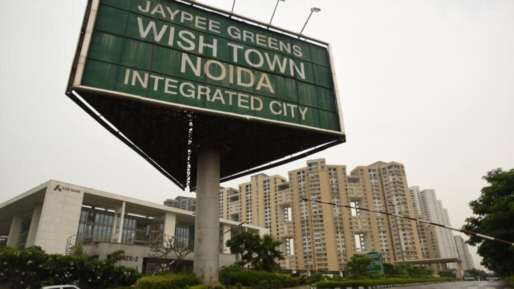 Jaypee buyers protest delay in construction; NCLT hearing soon