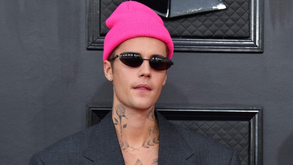 Justin Bieber cuts ties with his own fashion brand, asks fans not to waste their money, leaves supporters worried