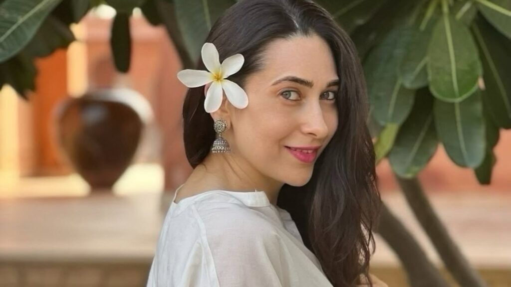 Karisma Kapoor drops no-filter pics in a simple white kurta set: It’s the summer look you need right now | Fashion Trends