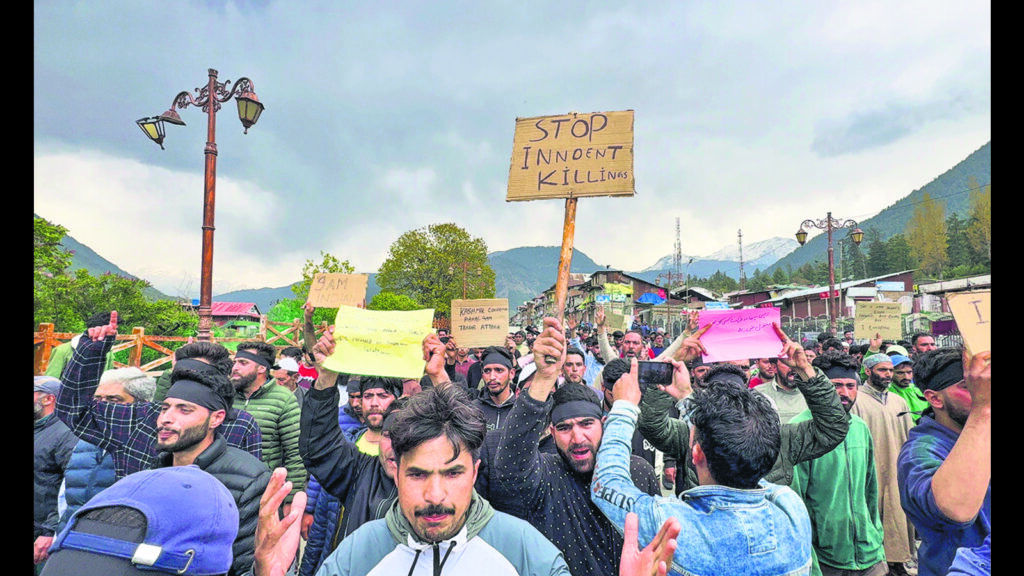 Kashmir travel plans unravel as cancellations surge | Mumbai news