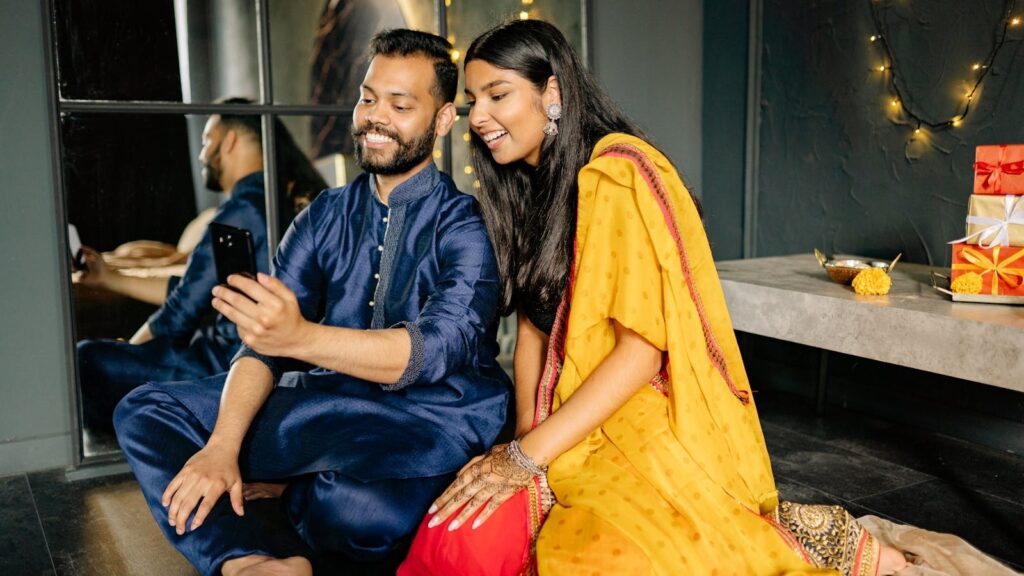 Kurta pajama for men: 8 options where tradition meets style; Slay your ethnic avatar | Fashion Trends