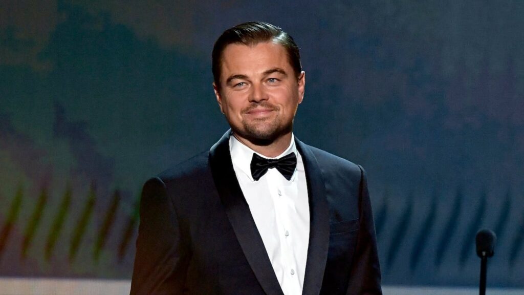 Leonardo DiCaprio collects garbage in rare new appearance; internet asks ‘was that after he flew in on a private jet’ | Hollywood