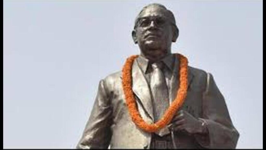 Lucknow: Villagers pelt cops with stones over Ambedkar statue in Bakshi Ka Talab