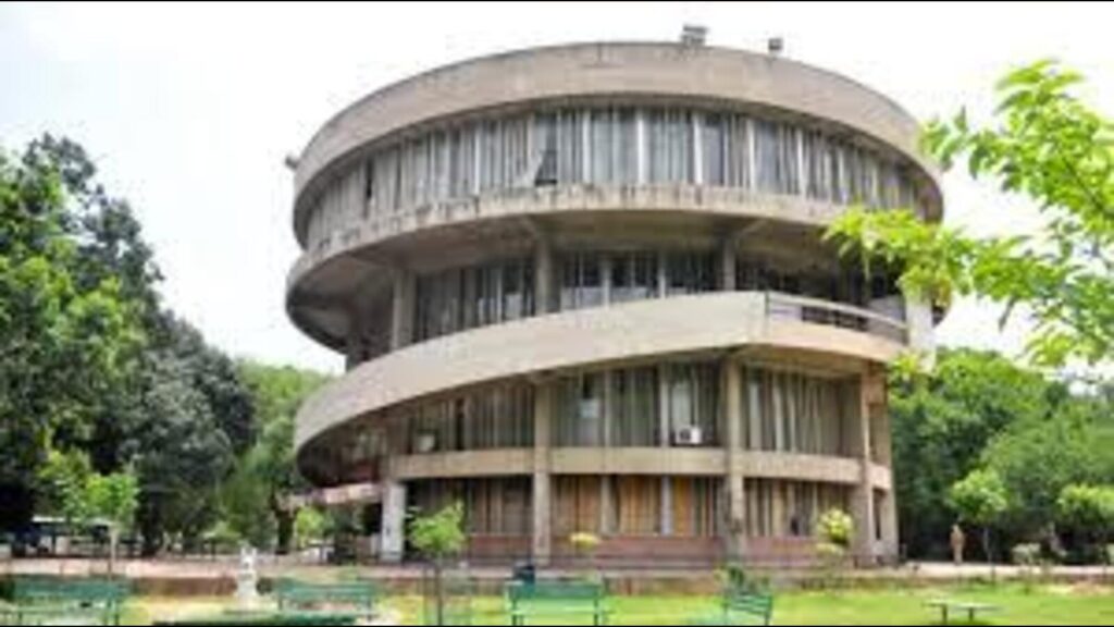 Ludhiana:Colleges running without regular principals, say PCCTU, urges Panjab University to act