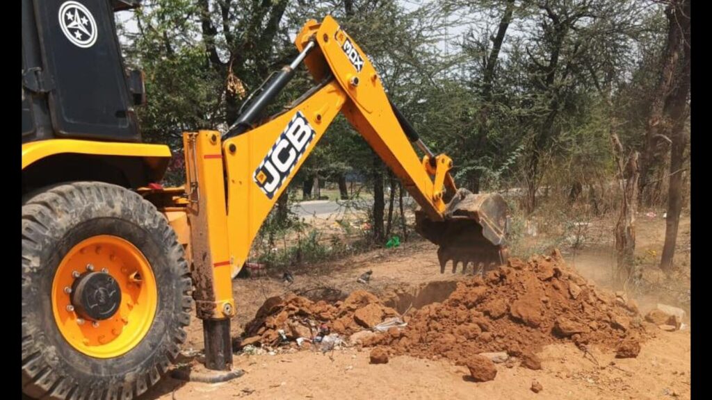 MCG demolishes illegal road, constructions at Kadarpur Dam
