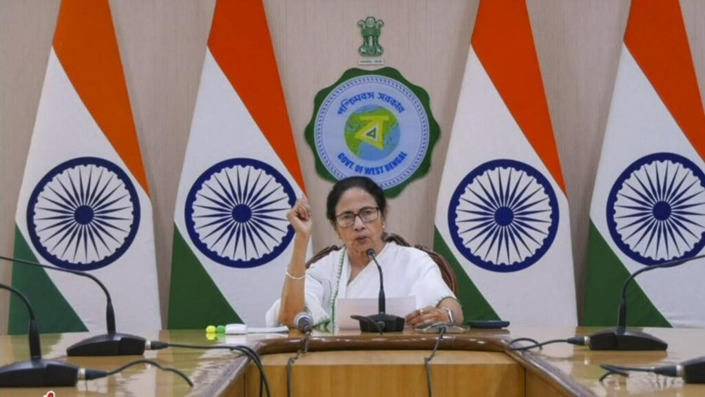 Mamata slams Centre over medicine price hike; TMC to hold rallies on Apr 4-5 | Kolkata
