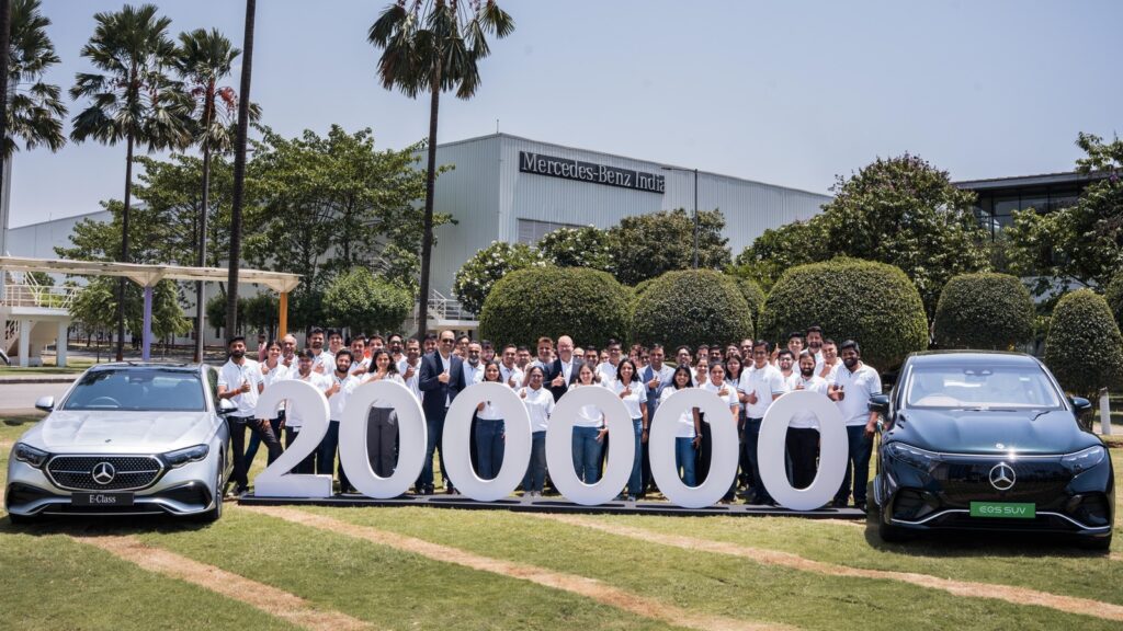 Mercedes-Benz produces 200,000th made-in-India car at Chakan plant