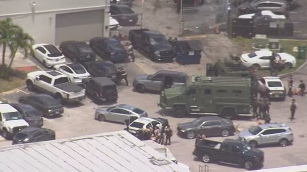 Miami shooting: Exact moment when gunfire erupted near Tropical Park car dealership | Video