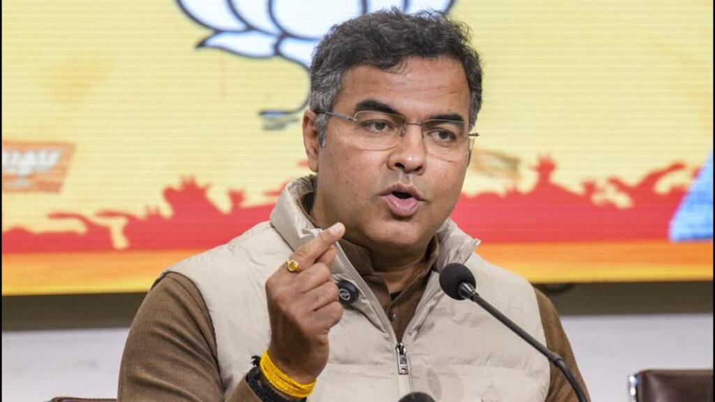 Monsoon preparedness: Verma raps AAP on desilting ‘failure’ | Latest News Delhi